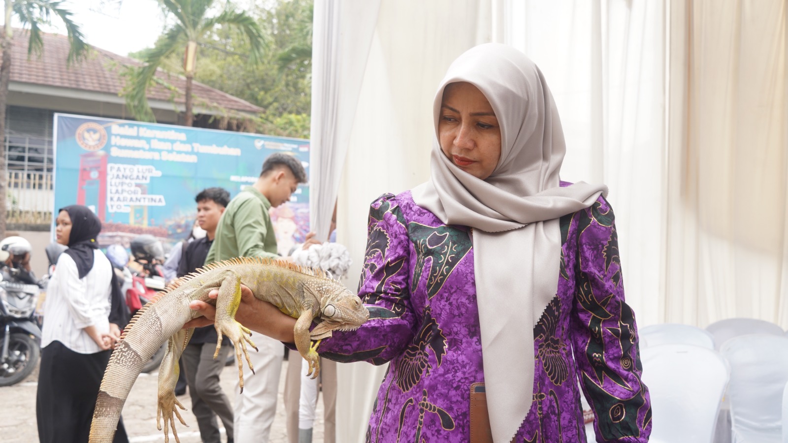 Kepala Karantina Sumsel, Sri Endah Ekandari