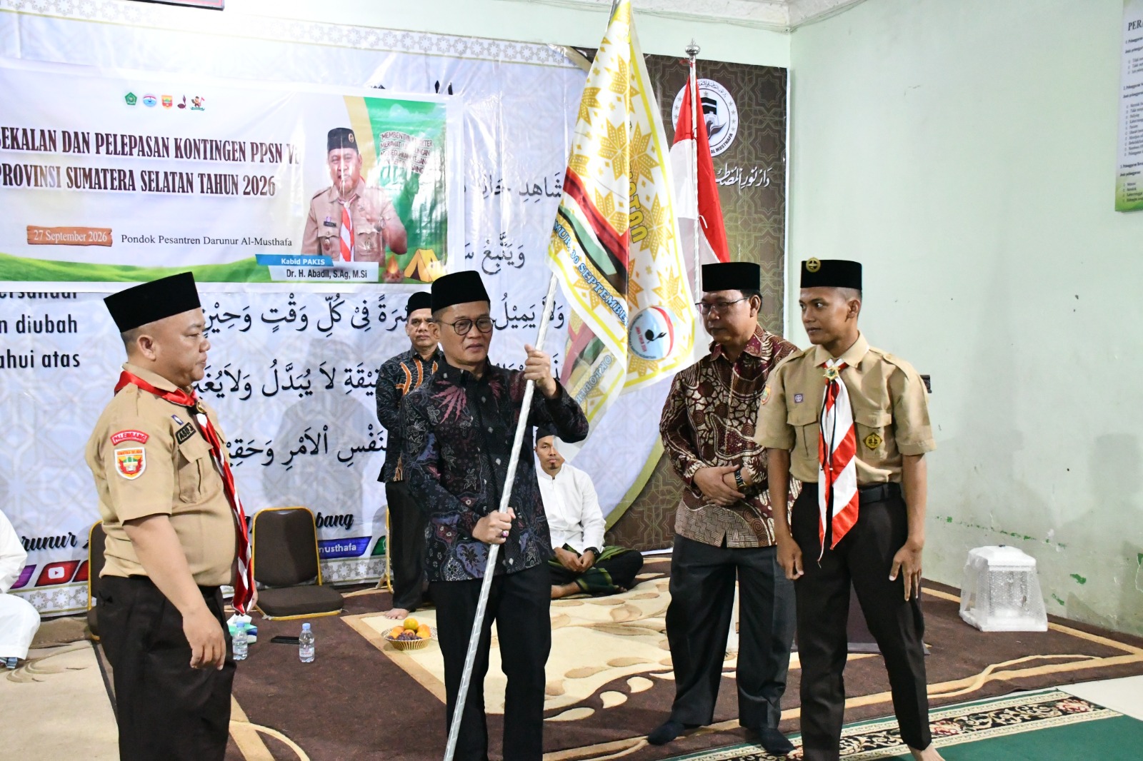 Kepala Kantor Wilayah Kementerian Agama Provinsi Sumatera Selatan, Syafitri Irwan, secara resmi melepas keberangkatan Kontingen Perkemahan Pramuka Santri Nusantara (PPSN) VI Tahun 2026 di Pondok Pesantren Darunur Al Musthafa, Palembang, Minggu (27/9/2026).